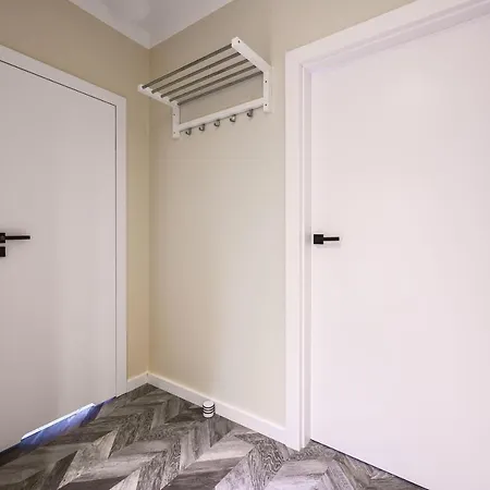 109 W Centrum Gdyni Prostywynajem Apartman *